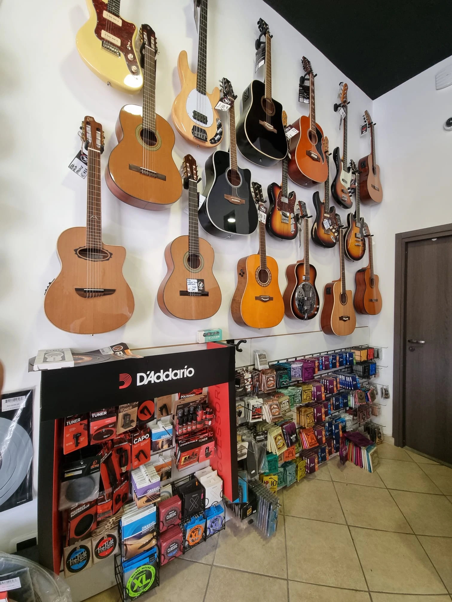 Music Store 1